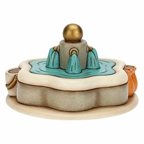 THUN - Presepe 2022 - Statuina Presepe Fontana in Ceramica Decorata a Mano - Linea Presepe Classico - 12x12x7 cm h